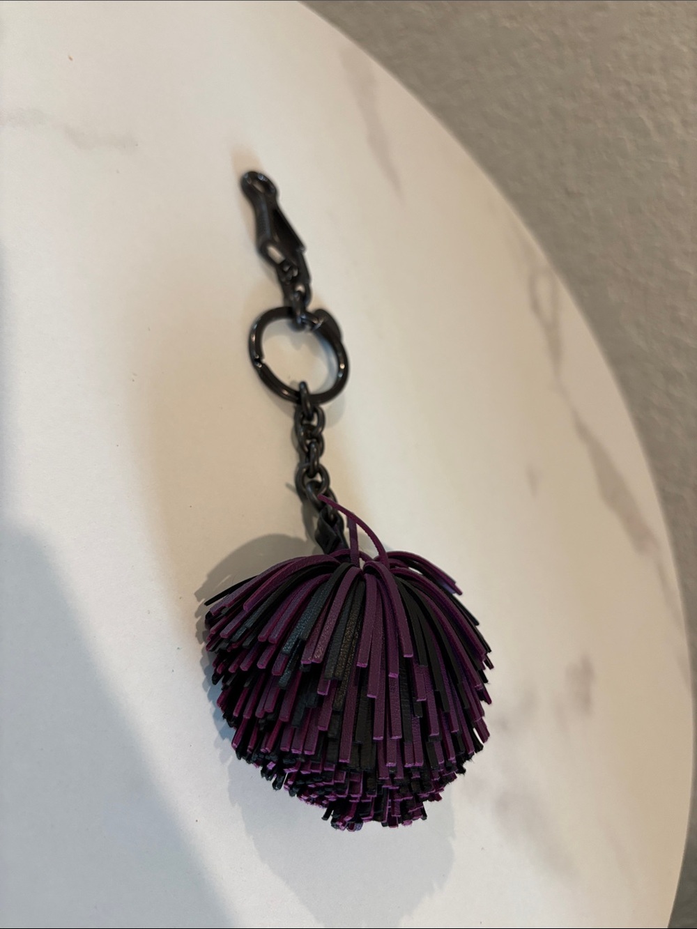 Sold Bottega Veneta Purple Pom-Pom Bagcharm Keychain Accessory - Picture 3 of 10